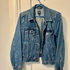 GAP Women's Classic Blue Jean Jacket